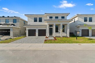 Building Photo - 15441 SW 20 Ln