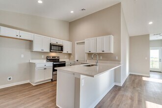 Building Photo - 2120 N Melody Ct
