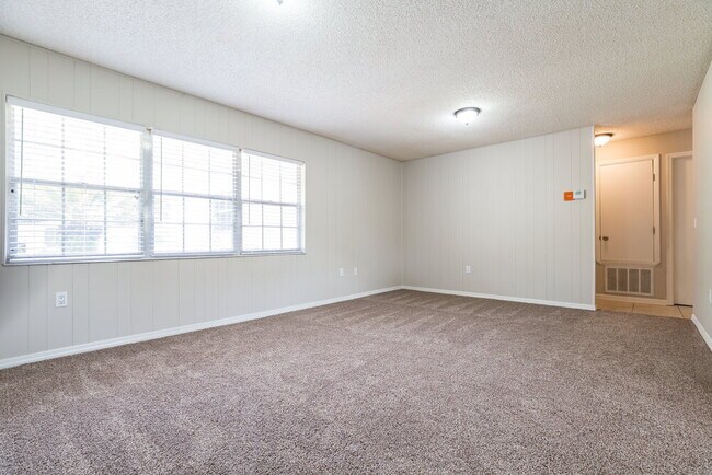 Foto del edificio - 8564 Cedar Cove Dr
