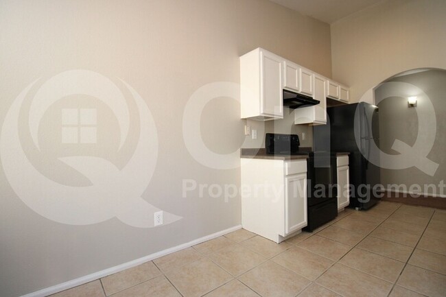 Foto del edificio - 16509 W Belleview St