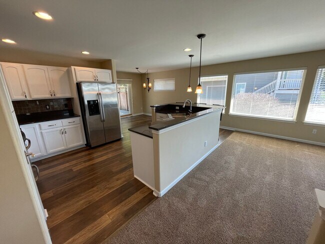 Foto del edificio - 3511 Cedar Glen Way