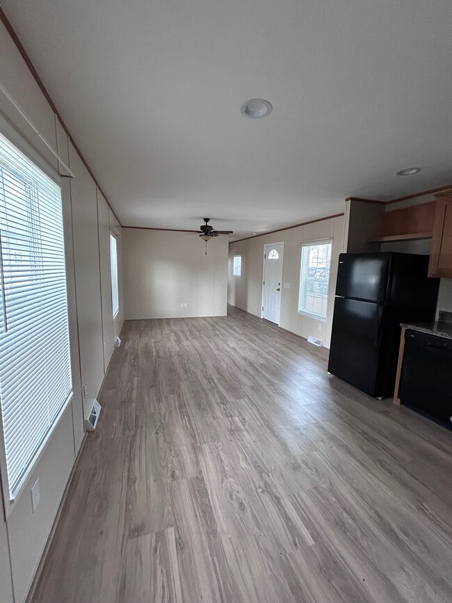 Foto del edificio - 6 Deer Run Pky