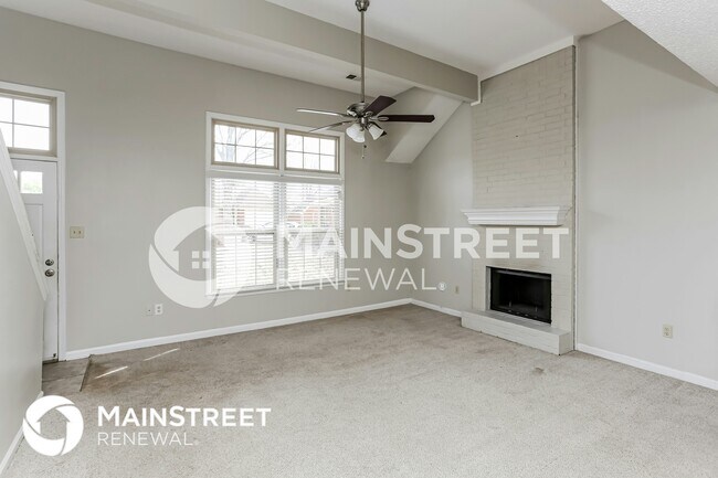 Building Photo - 6737 Willow Way Ln