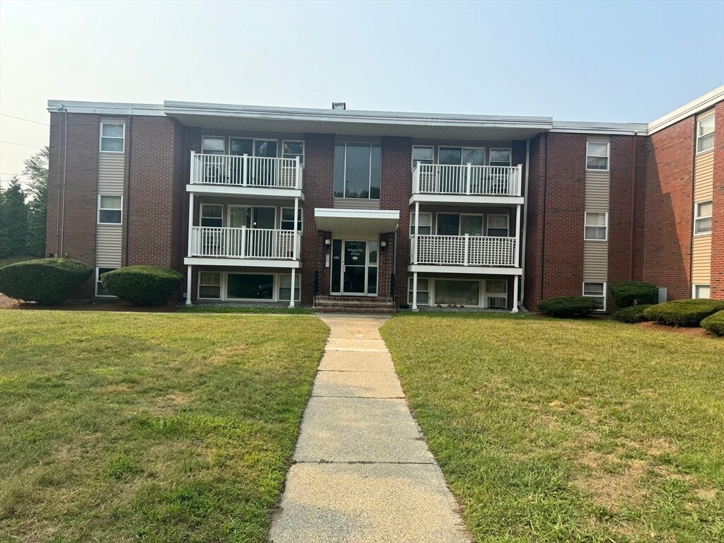 Foto principal - 30 Worthen St