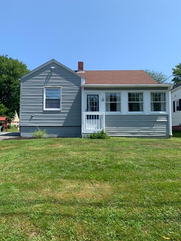 South Portland Cottage - 28 Boothby Ave