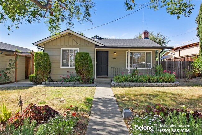 Building Photo - 2983 Edison Dr