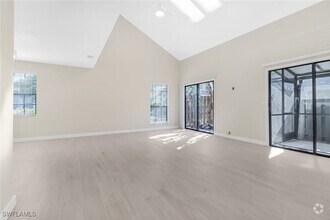 Building Photo - 840 Meadowland Dr