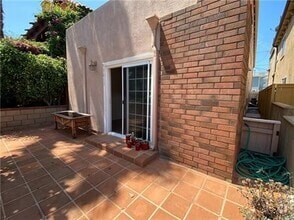 Building Photo - 3611 W Balboa Blvd