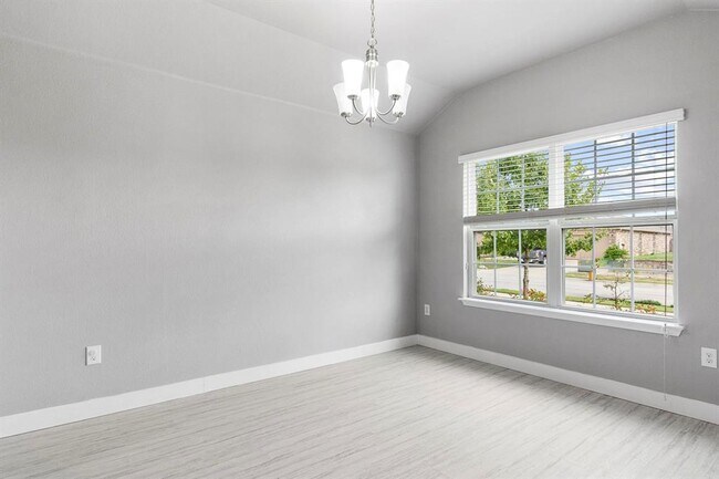 Foto del edificio - 5712 Montrelia Dr