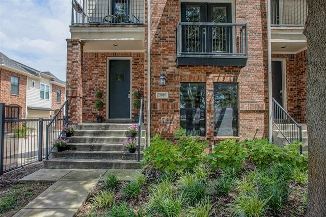 Building Photo - 3801 Westridge Ave