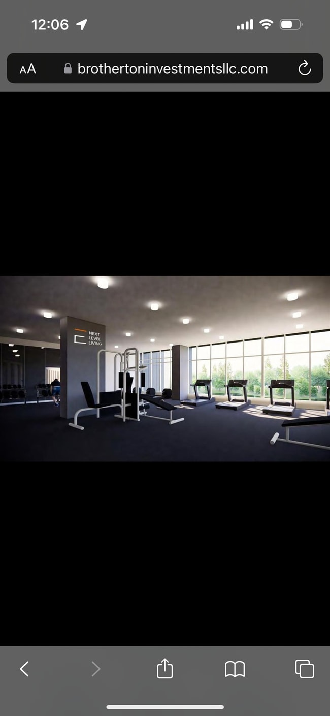 Building Photo - 4 Russell Slade Blvd