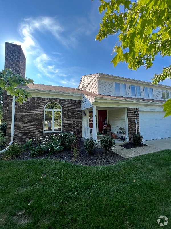 Building Photo - 254 Dominion Dr