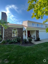 Building Photo - 254 Dominion Dr