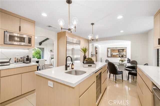Foto del edificio - 3677 Eddingham Ave