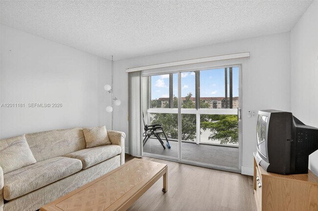 Foto del edificio - 13700 SW 11th St