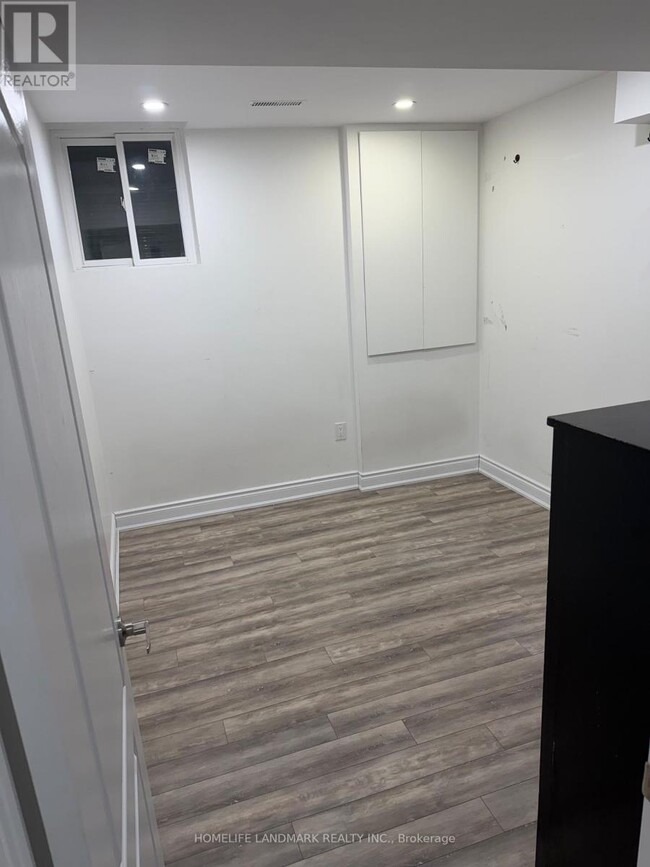 Photo du bâtiment - 51 Sutter Ave