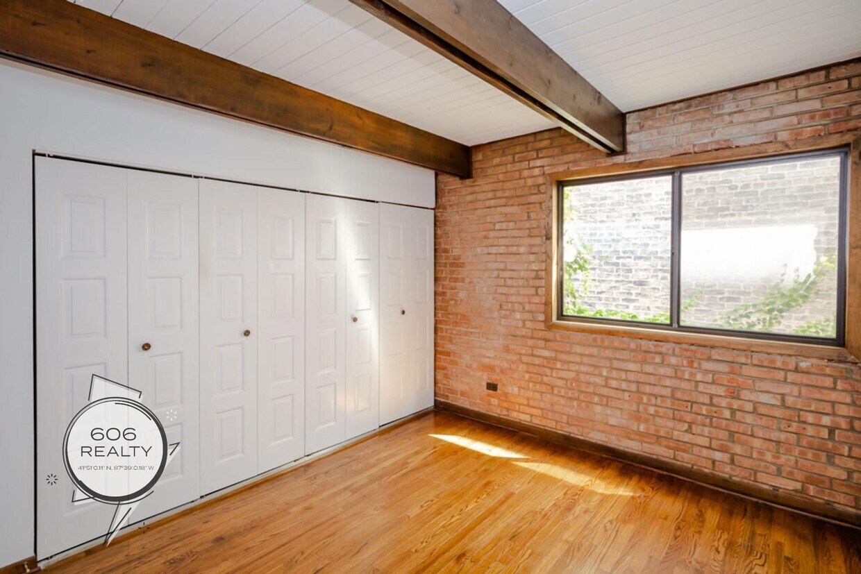 Foto del edificio - 2254 N Racine Ave