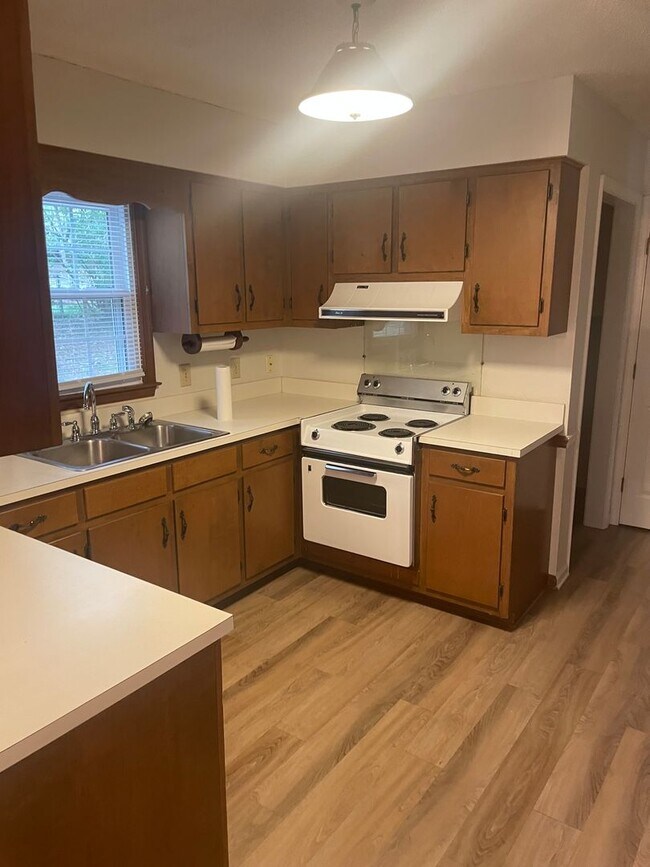 Foto del edificio - 3 Bedroom, 2 Bathroom house