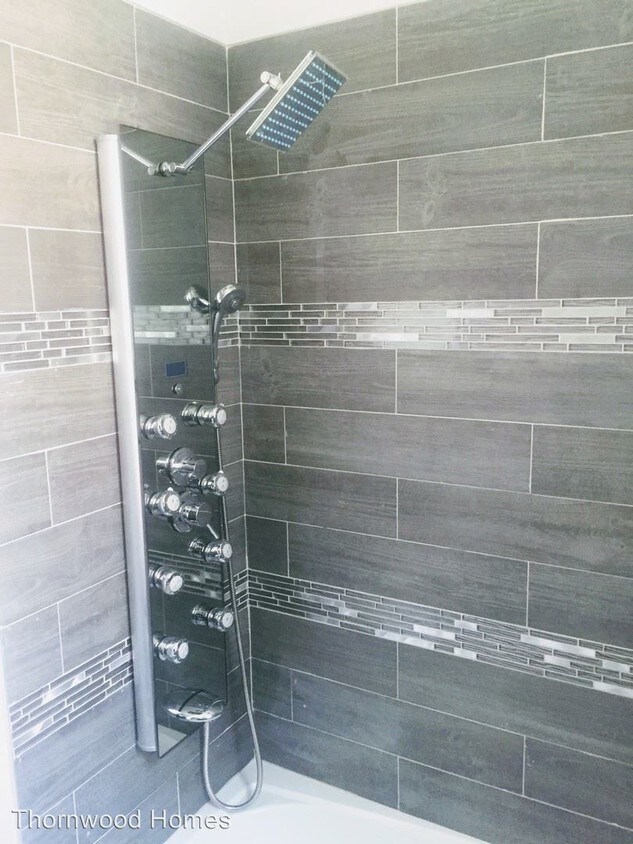 Foto principal - 5631 S Throop St