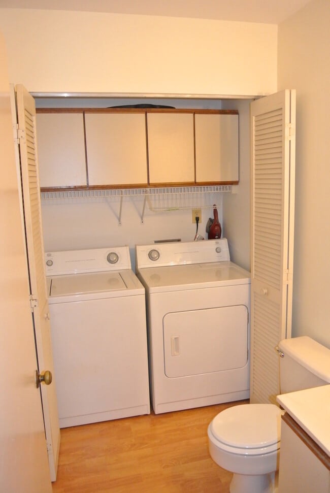 Building Photo - 200 Finley Forest Dr., Chapel Hill, NC 27517