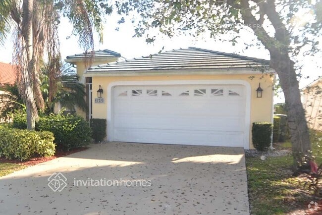 Building Photo - 2542 Country Golf Dr