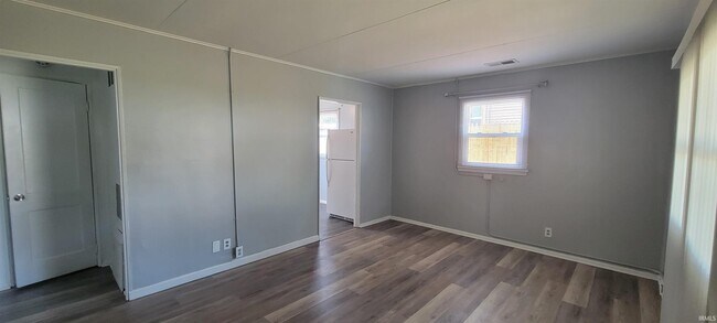 Building Photo - 822 McKinnie Ave