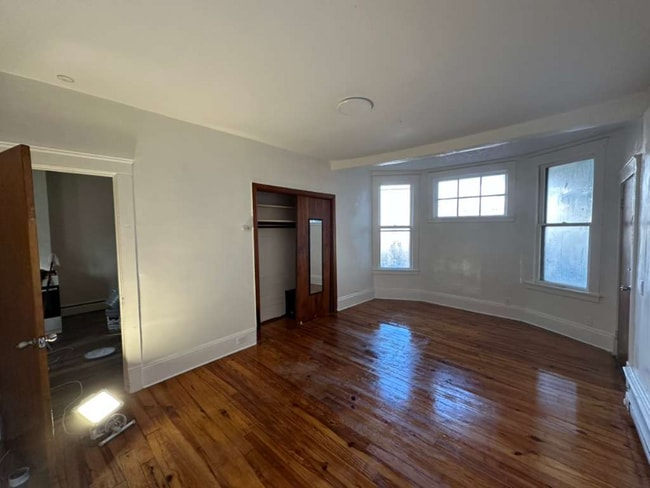 Building Photo - 1288 W 83rd St