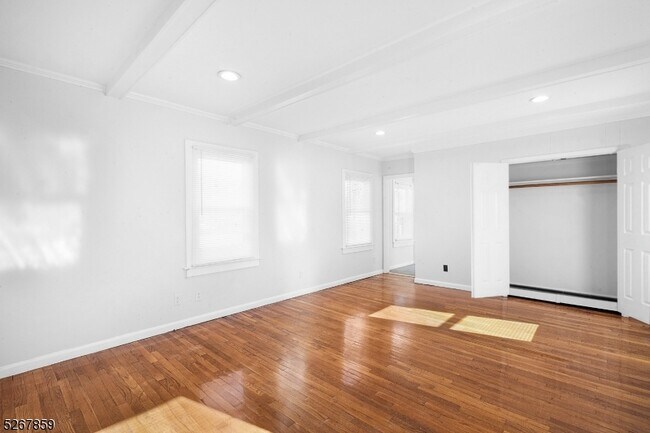 Foto del edificio - 60 Beach St