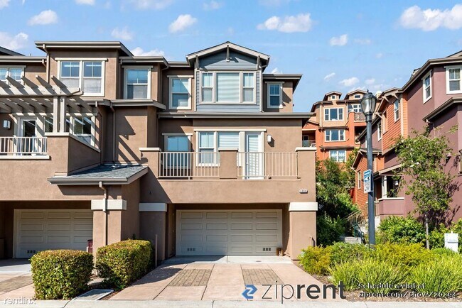 Building Photo - 4 br, 3 bath Townhome - 6298 Rocky Point C...