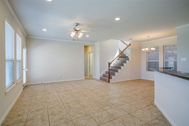 Building Photo - 1005 Paradise Cove