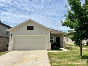 Building Photo - 220 Pepperbark Loop