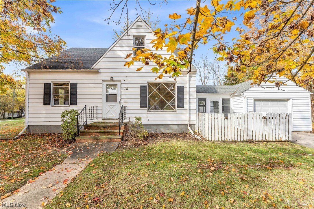 135 Greencroft Rd, Bedford, OH 44146 House Rental in Bedford, OH