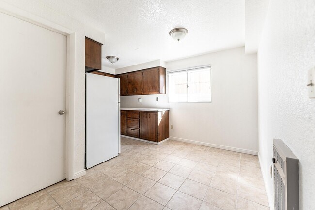 Foto del edificio - 180 E 100 N