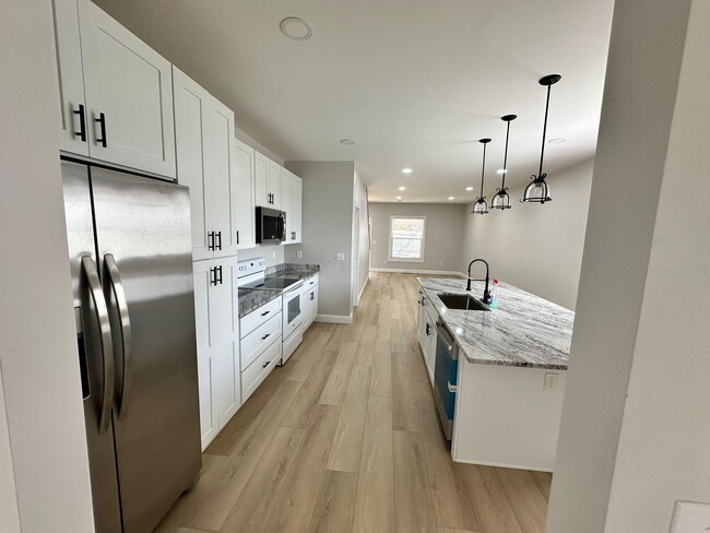 Foto del edificio - 7945 High St