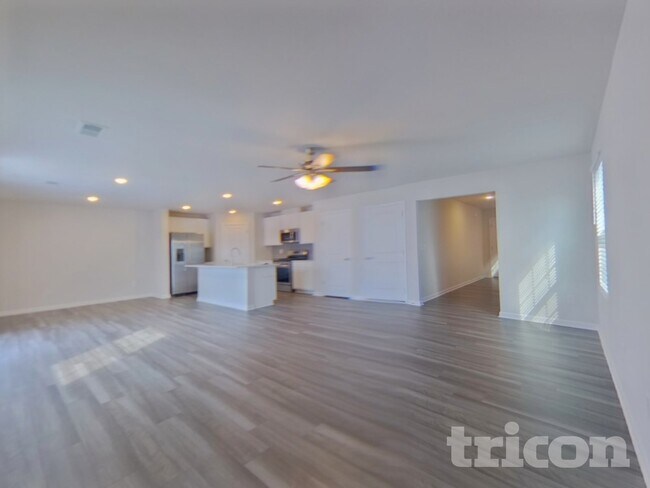 Foto del edificio - 3093 Whispering Willows Ct