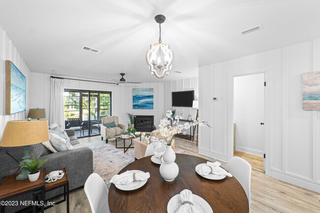 Building Photo - 2083 Sandpiper Ct