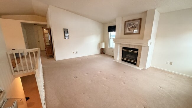 Living Room - 2636 Patriot Hts