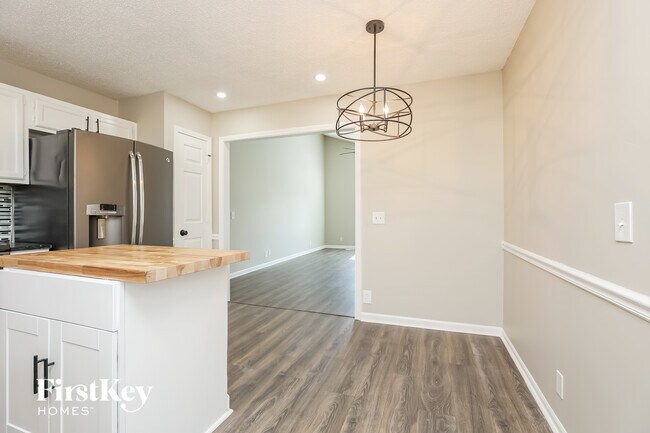 Foto del edificio - 3508 Country Way Rd
