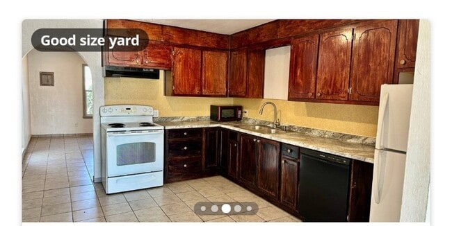 Foto del edificio - 912 W 36th St