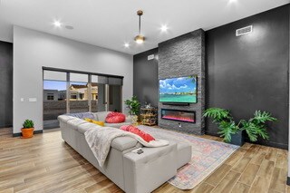 Foto del edificio - 321 Rio de Jazmin Cir