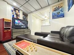 Building Photo - 2426 S 19th St