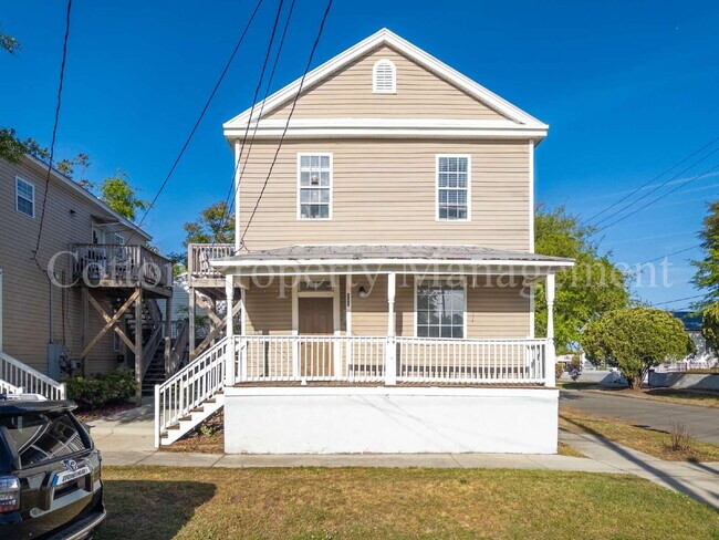 Foto del edificio - 2BR/1BA Apartment in Downtown Wilmington - Near Brooklyn Arts District - $1,400/Monthly - Pet Fri...
