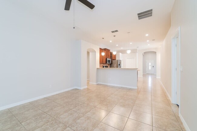 Foto del edificio - 2721 Eagle Cliff Dr