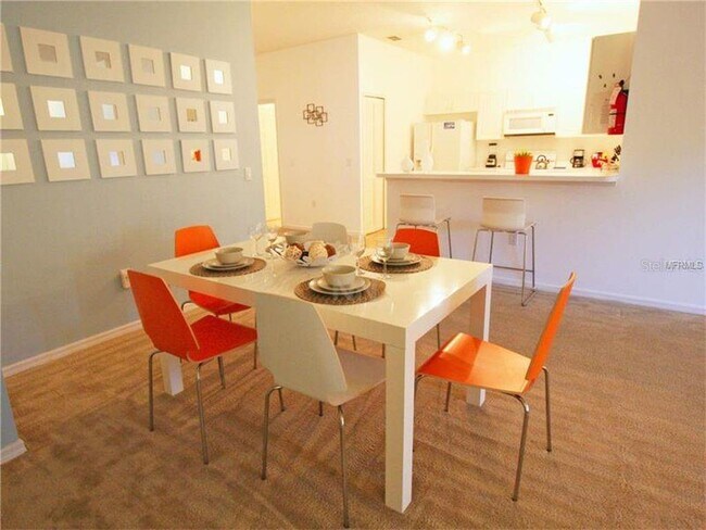 Foto del edificio - 3119 Sun Lake Ct
