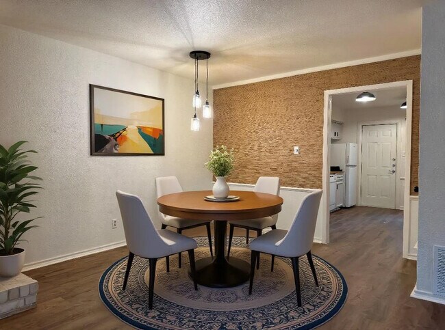 Foto del edificio - 2300 Nacogdoches Rd