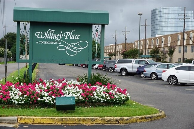 The Highly Sought-after Whitney Place Condominiums in Metairie! - 2708 Whitney Pl