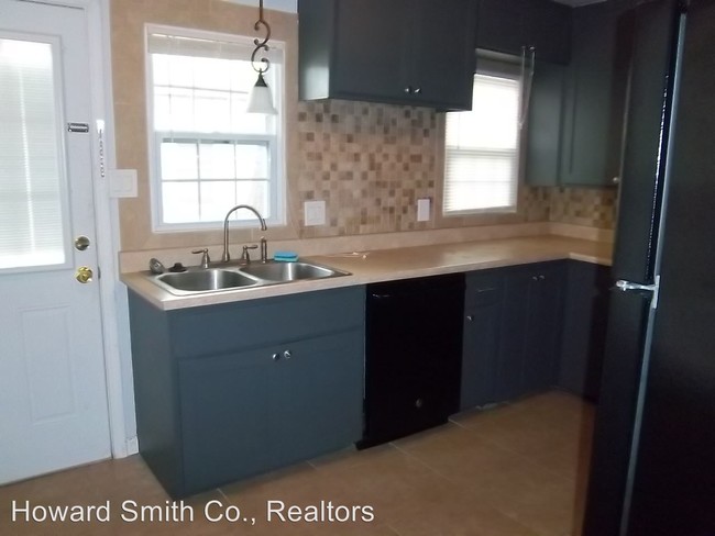 Building Photo - 1 br, 1 bath House - 2123 Tyler #1