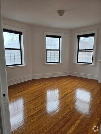 Building Photo - 90 Caryl Ave