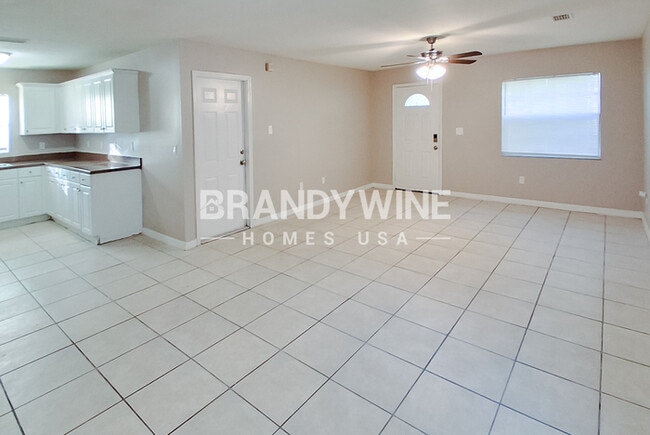 Foto del edificio - 3709 E Grove St