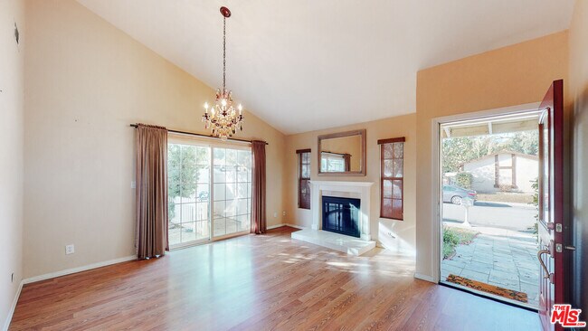 Building Photo - 25774 Nashua Way